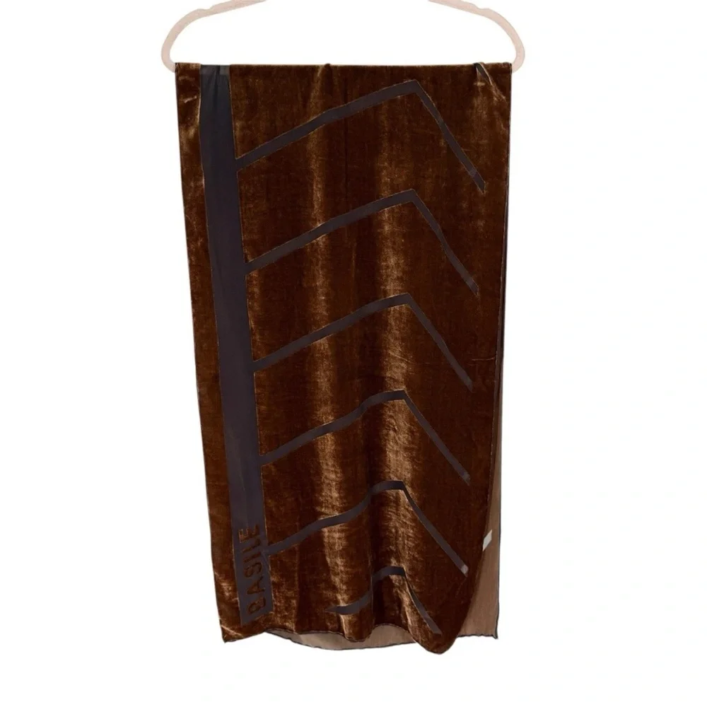BASILE Scarf Silk Blend Velvet Burnout Brown Chevron Logo Wrap 17 x 60